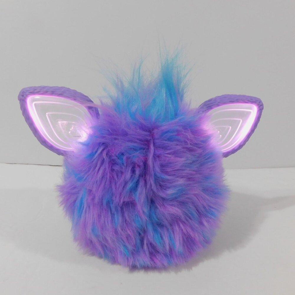 2023 Furby Purple Plush Tie Dye Interactive Voice activated Toy Glowing Ears - Picture 6 of 7
